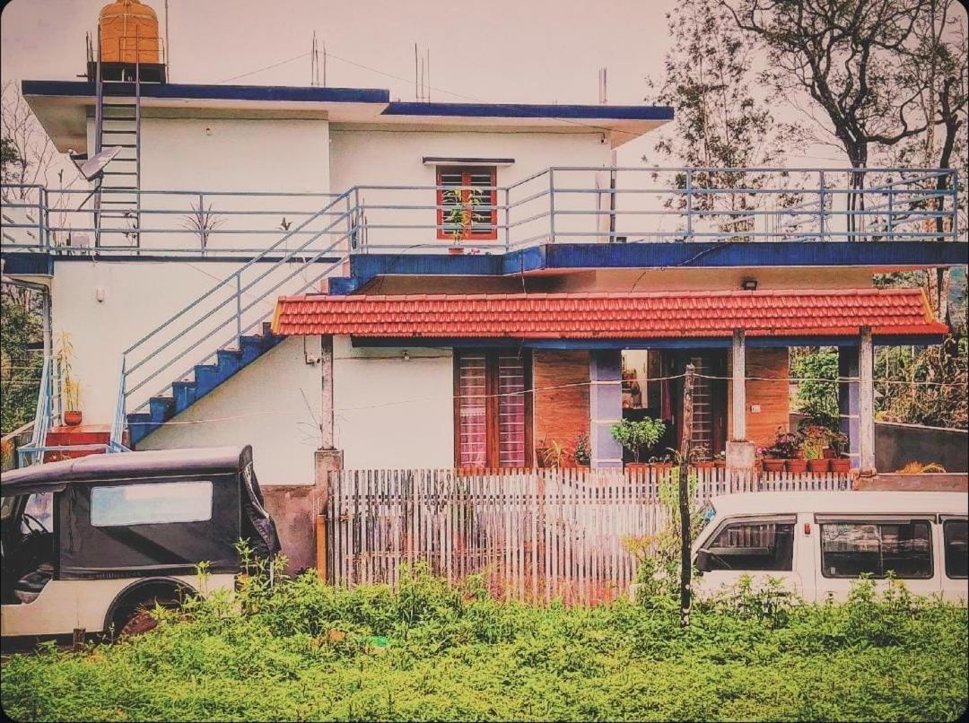 Coorg Teakwood Treasure Homestay Madikeri Exterior photo